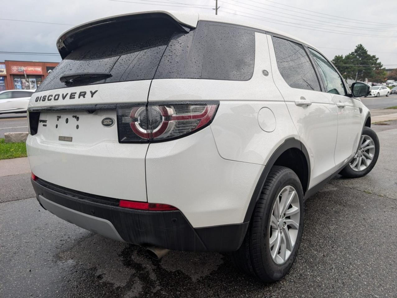 2017 Land Rover Discovery Sport HSE/ NAVI/ REAR CAM/ LEATHER/ BLIND SPOTS - Photo #5