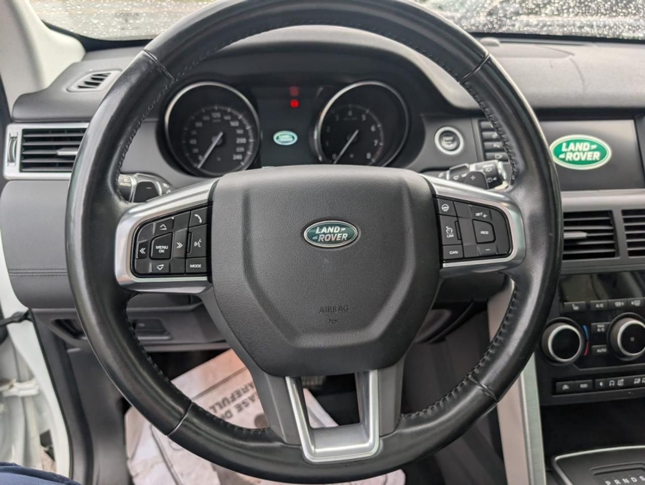 2017 Land Rover Discovery Sport HSE/ NAVI/ REAR CAM/ LEATHER/ BLIND SPOTS - Photo #12