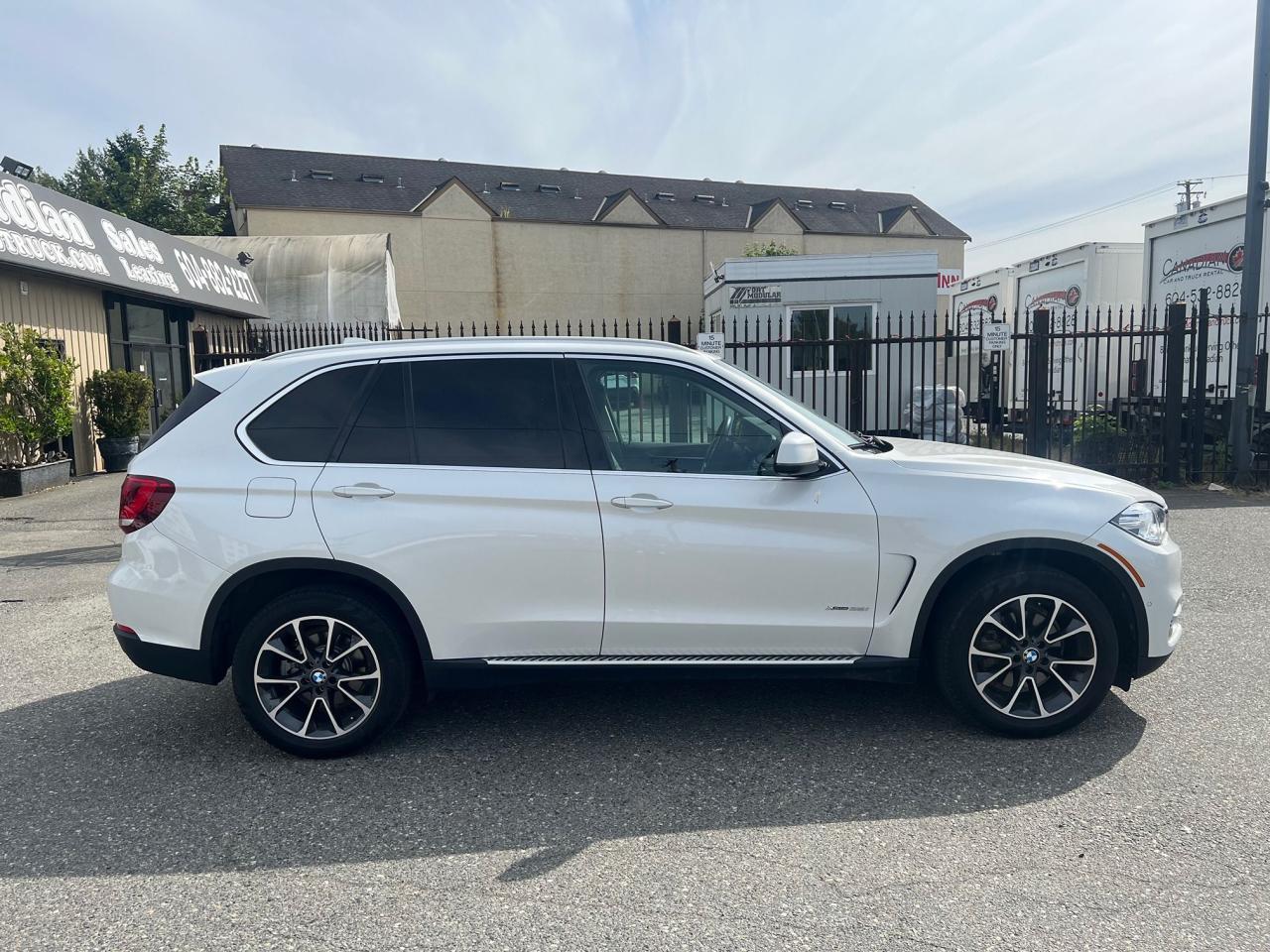 2017 BMW X5 xDrive35i Photo10