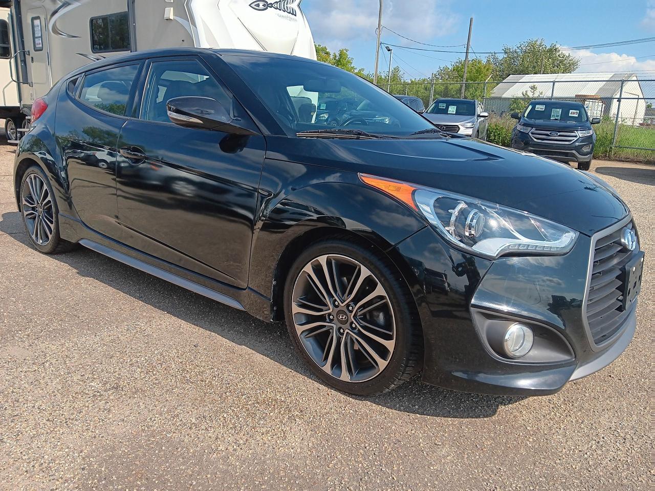 2016 Hyundai Veloster Turbo, Leather, Pano roof, Nav, Htd Steering & Sea - Photo #3