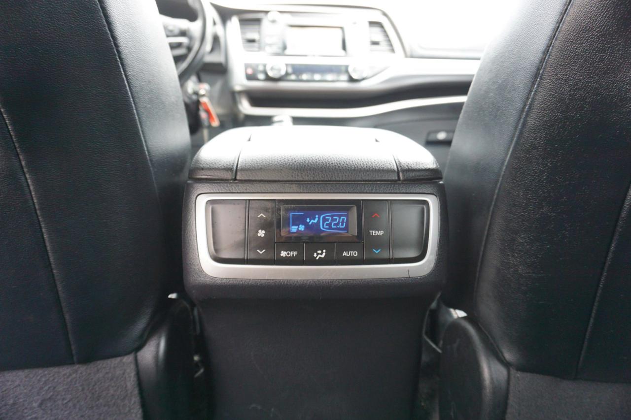 2015 Toyota Highlander V6 LE AWD CERTIFIED *8 SEATS* CAMERA BLUETOOTH HEATED SEATS CRUISE ALLOYS - Photo #24