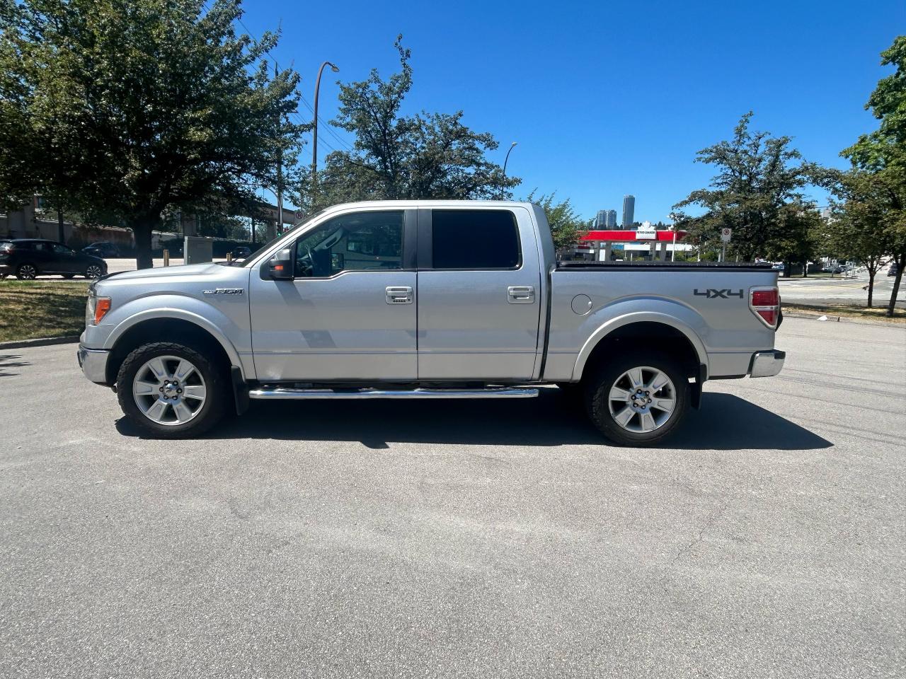 2010 Ford F-150  - Photo #2