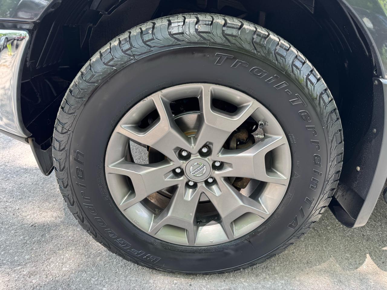 2015 Nissan Frontier SL - Photo #18