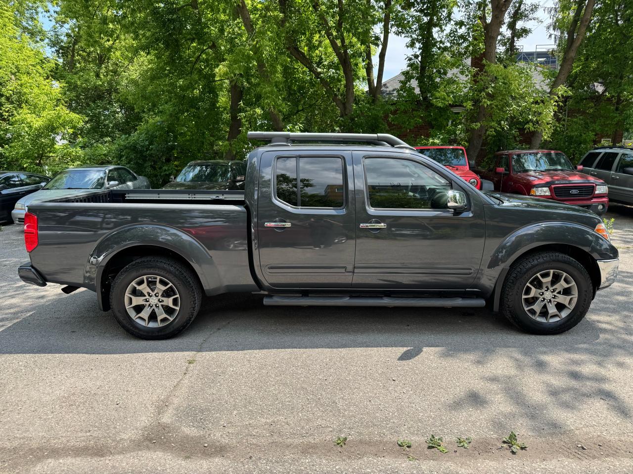 2015 Nissan Frontier SL - Photo #6