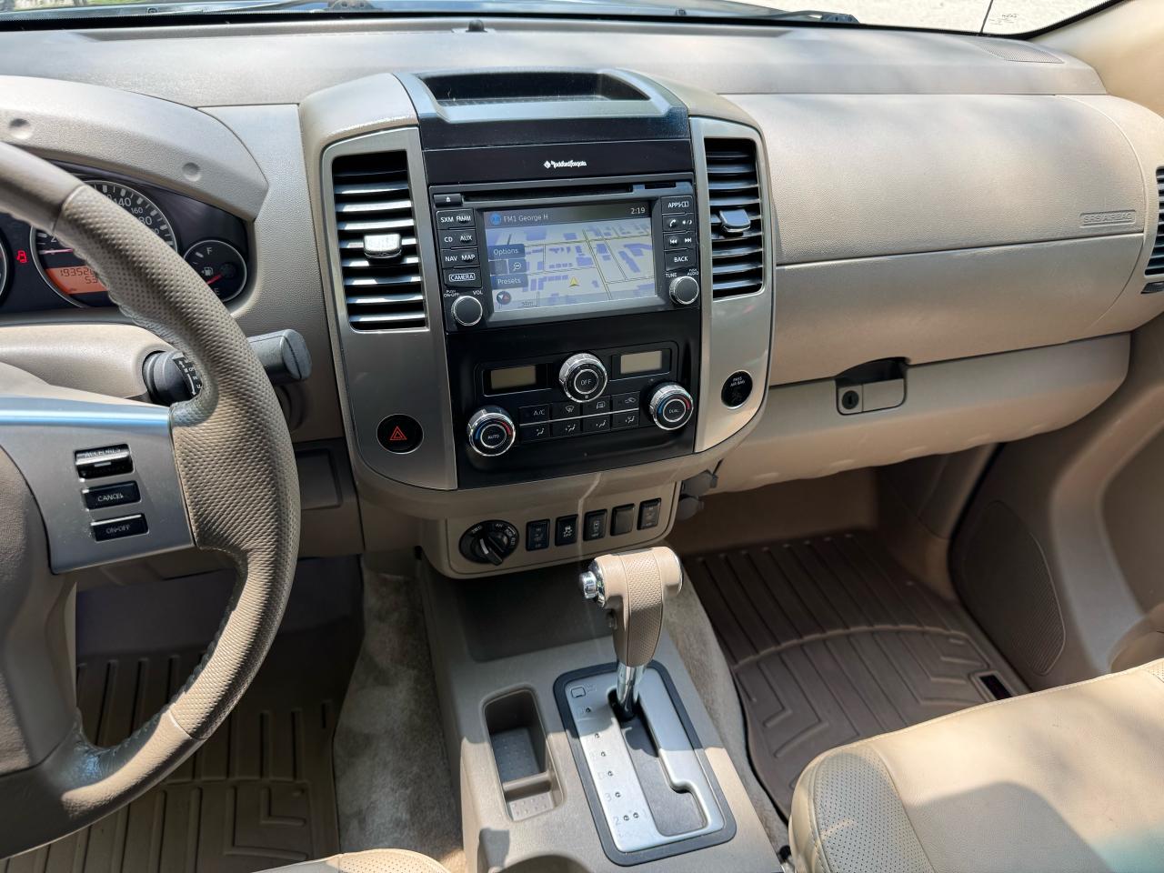 2015 Nissan Frontier SL - Photo #11