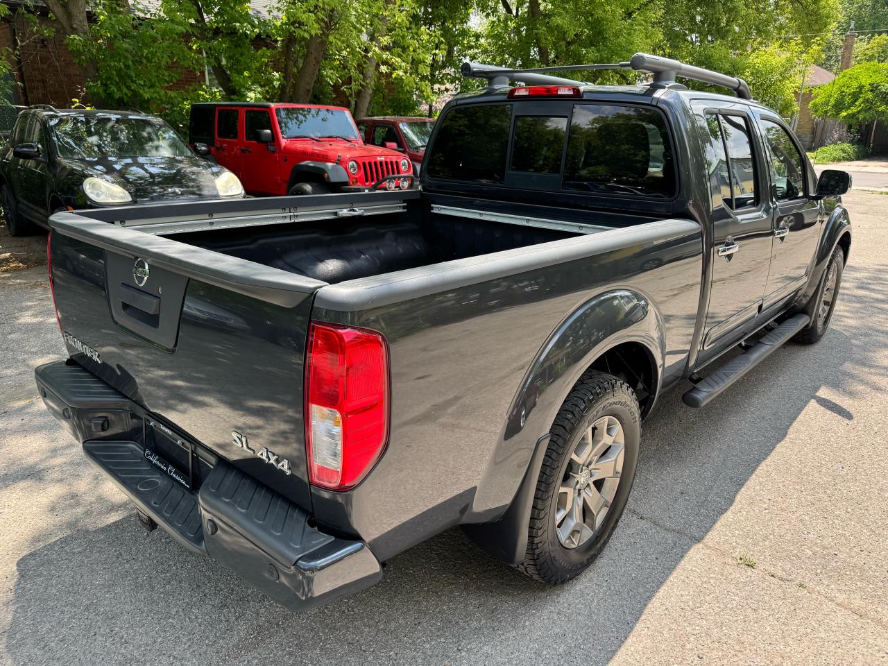 2015 Nissan Frontier SL - Photo #5