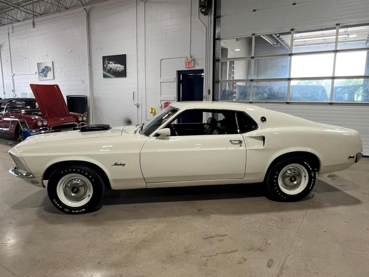 1969 Ford Mustang SportsRoof | 427 Cubic Inch Side Oiler V8 | 4 Speed Manual Photo2