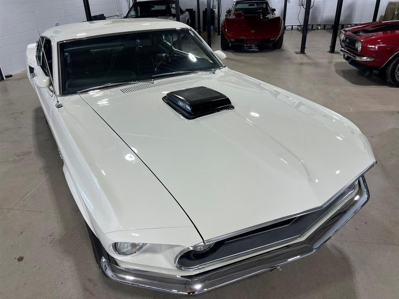 1969 Ford Mustang SportsRoof | 427 Cubic Inch Side Oiler V8 | 4 Speed Manual Photo