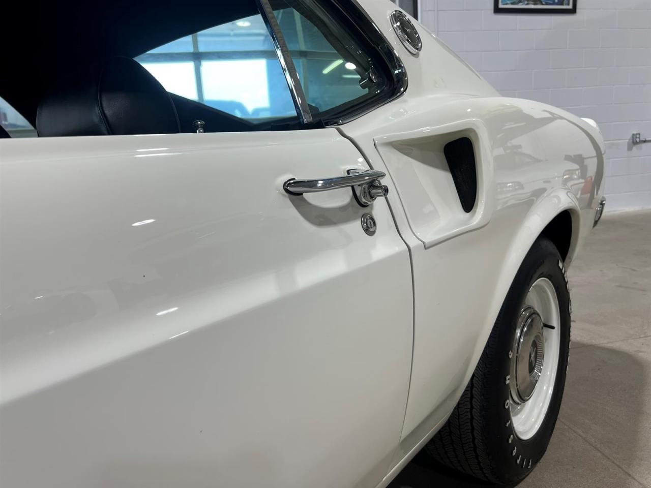 1969 Ford Mustang SportsRoof | 427 Cubic Inch Side Oiler V8 | 4 Speed Manual Photo