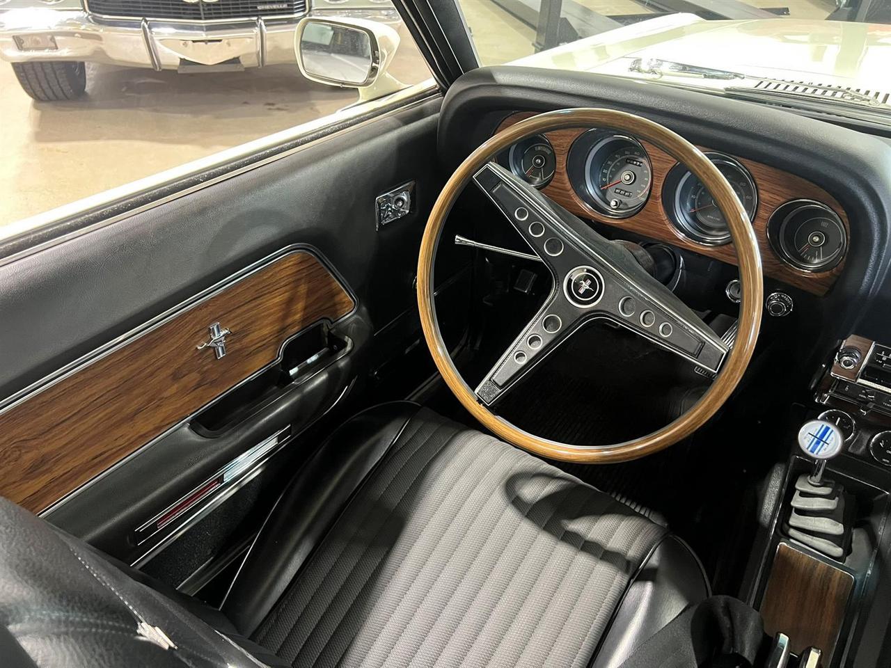 1969 Ford Mustang SportsRoof | 427 Cubic Inch Side Oiler V8 | 4 Speed Manual Photo