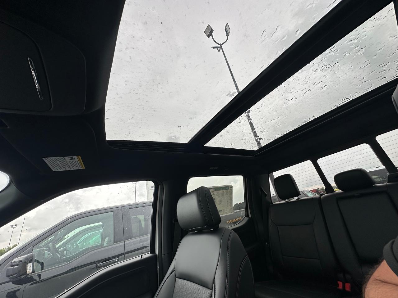 2025 Ford F-150 LARIAT 4WD SUPERCREW 5.5' BOX 502A Photo5