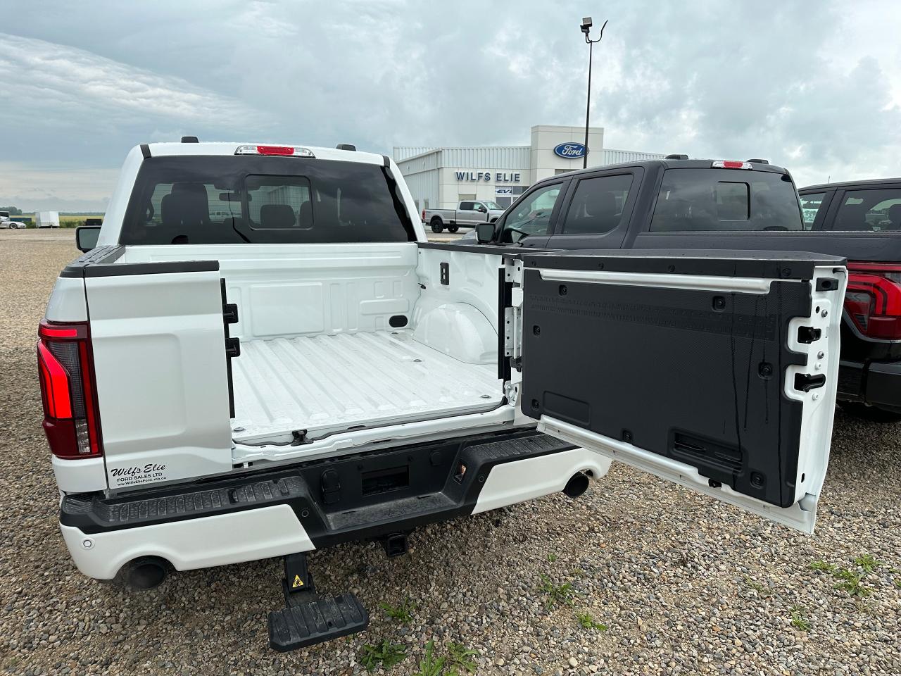 2025 Ford F-150 LARIAT 4WD SUPERCREW 5.5' BOX 502A Photo