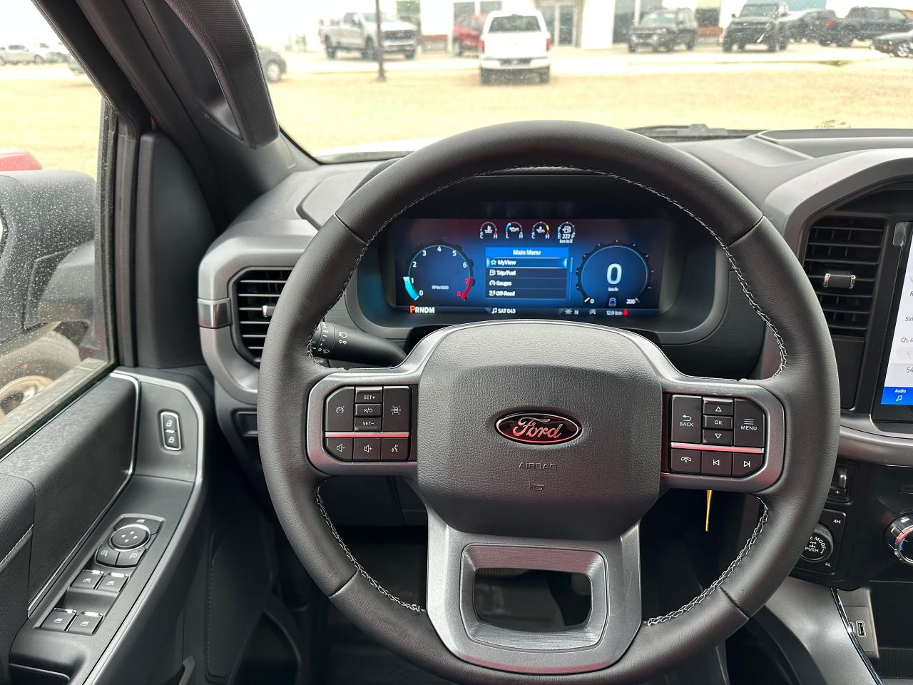 2025 Ford F-150 XLT 4WD SuperCrew 5.5' Box 301A Photo5