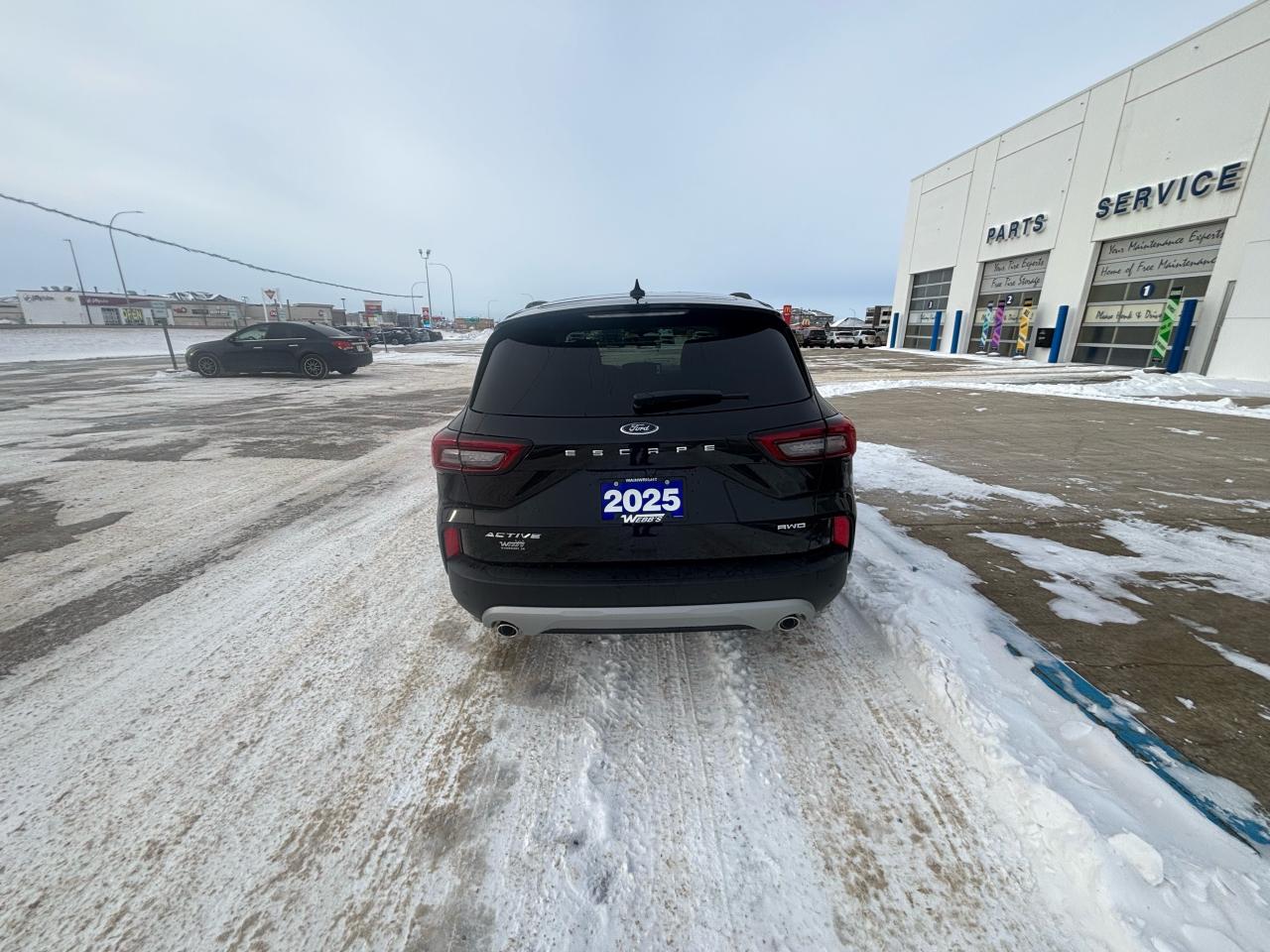 2025 Ford Escape Active AWD Photo2
