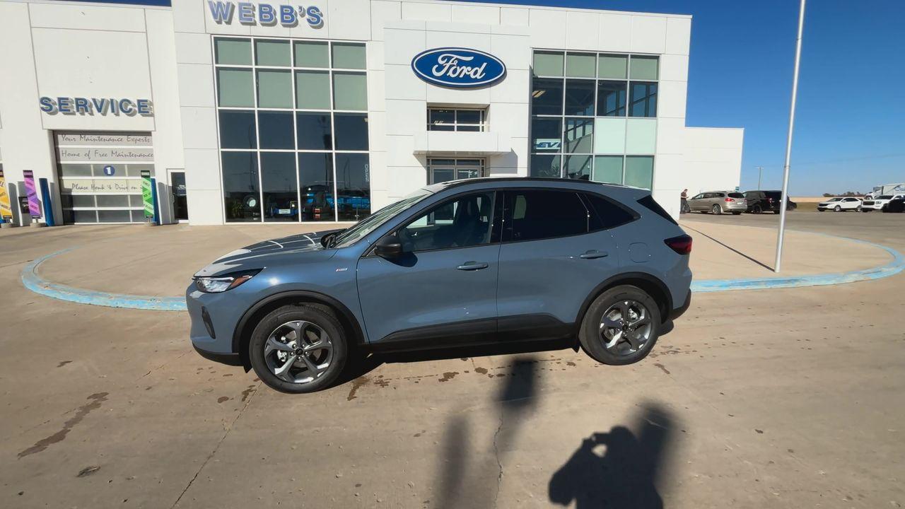 2025 Ford Escape ST-Line AWD Photo4