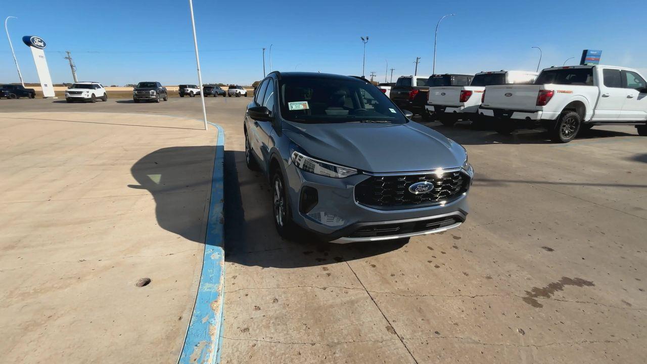 2025 Ford Escape ST-Line AWD Photo