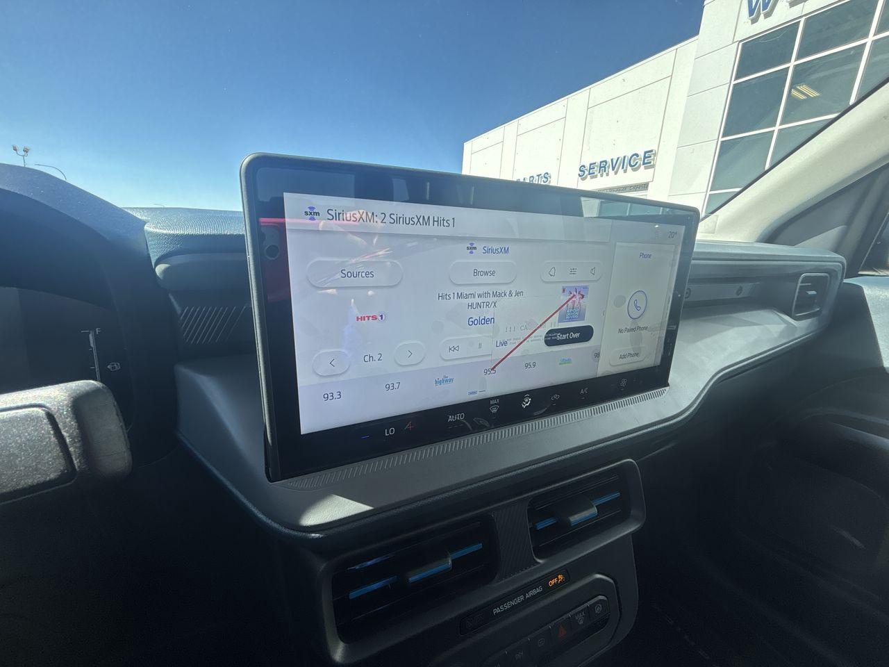 2025 Ford Maverick Lobo Standard AWD SuperCrew Photo5
