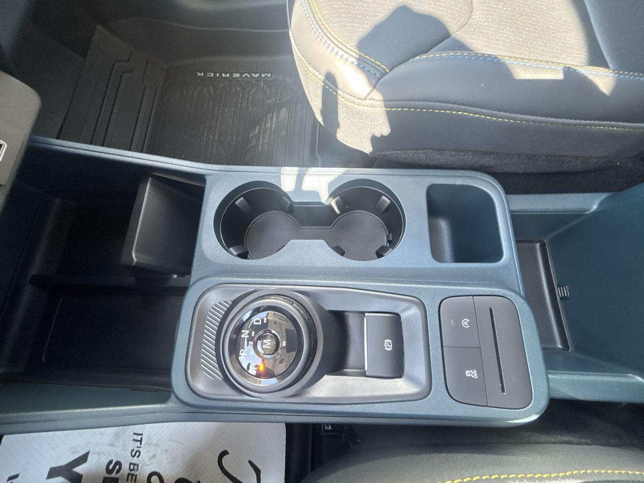 2025 Ford Maverick Lobo Standard AWD SuperCrew Photo5