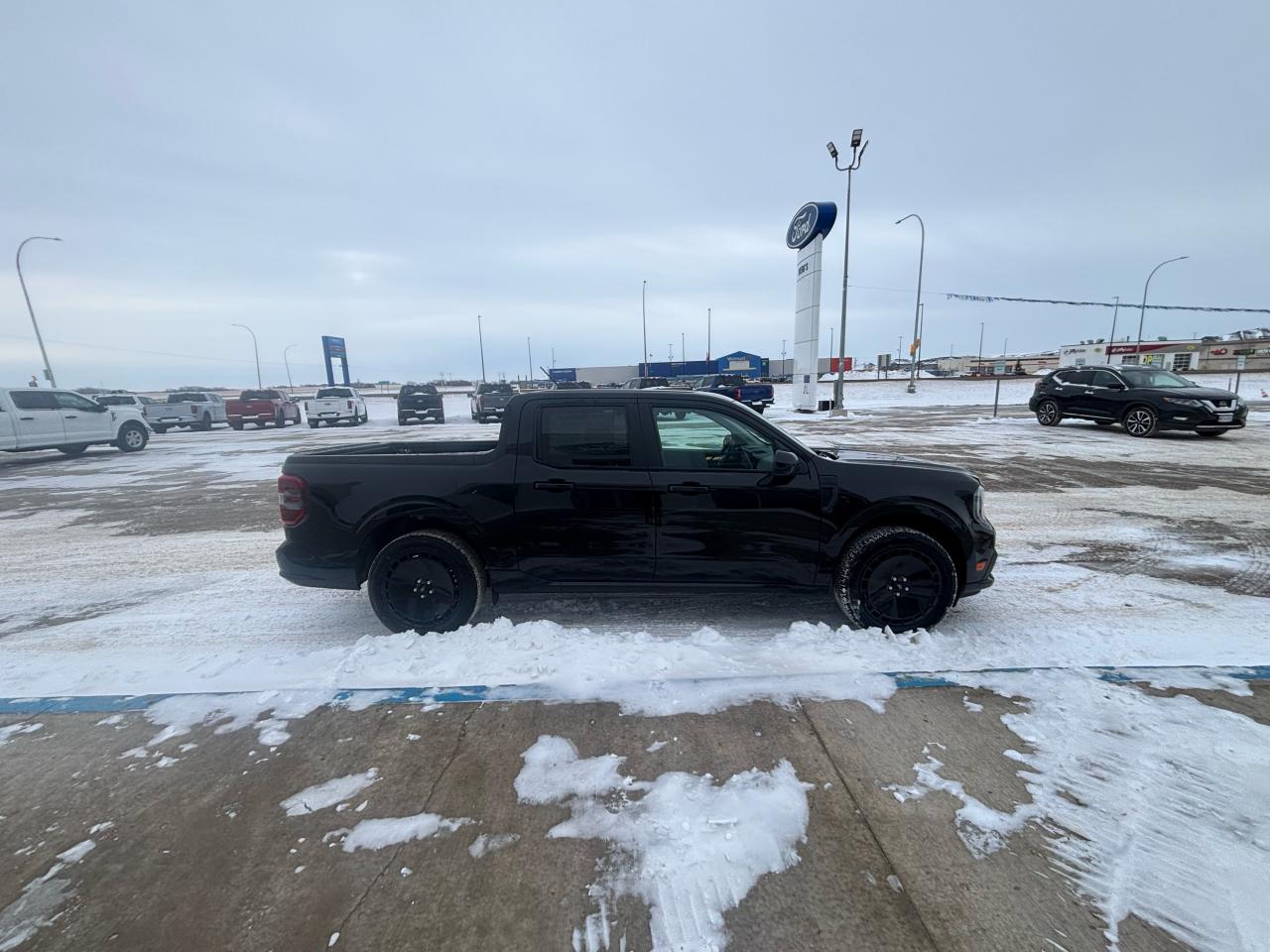 2025 Ford Maverick Lobo Standard AWD SuperCrew Photo3