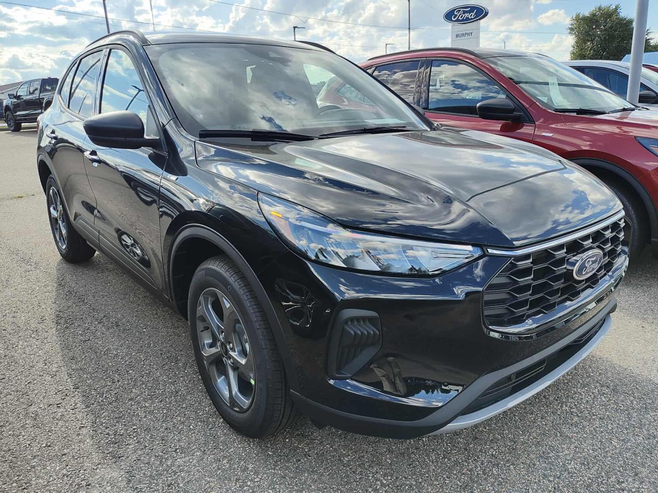 2025 Ford Escape 4DR ST LINE