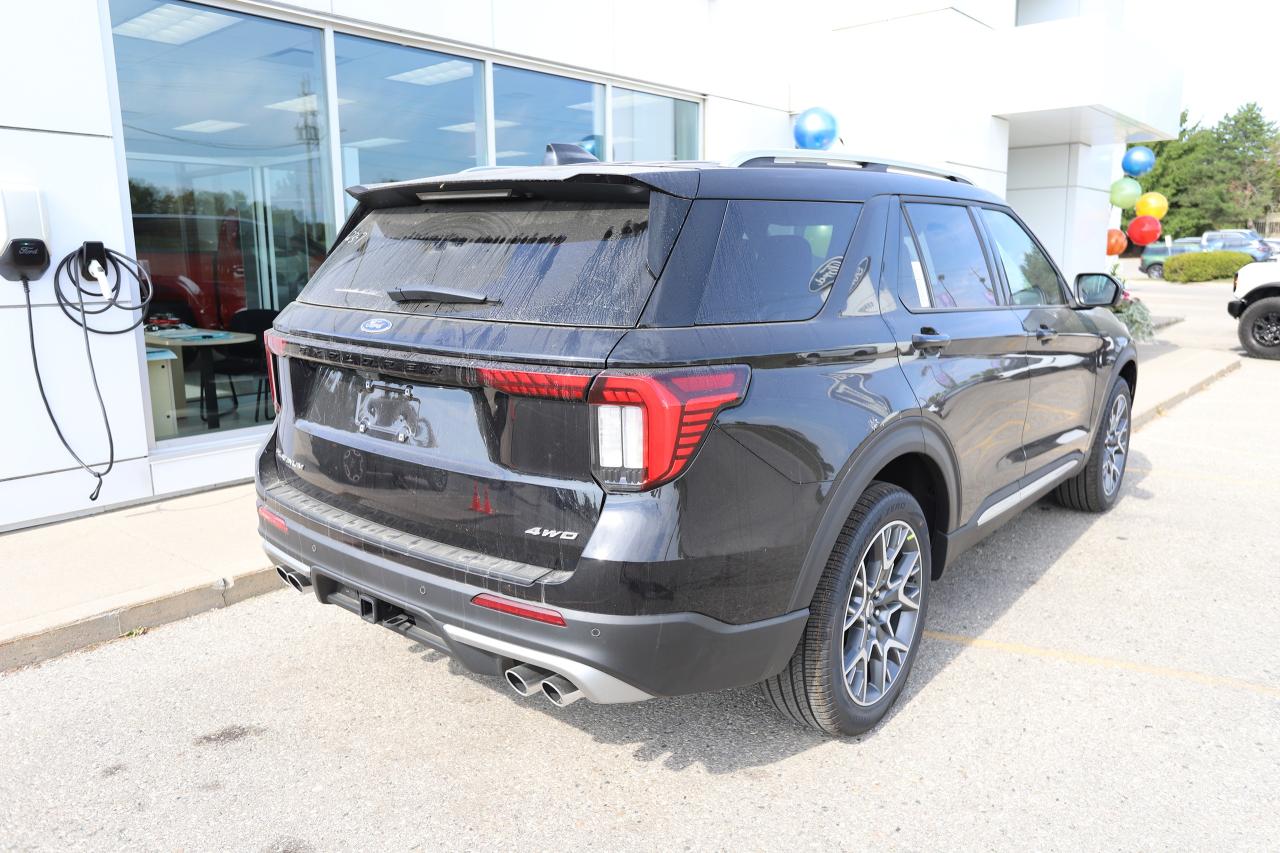 2025 Ford Explorer Platinum 4wd Photo