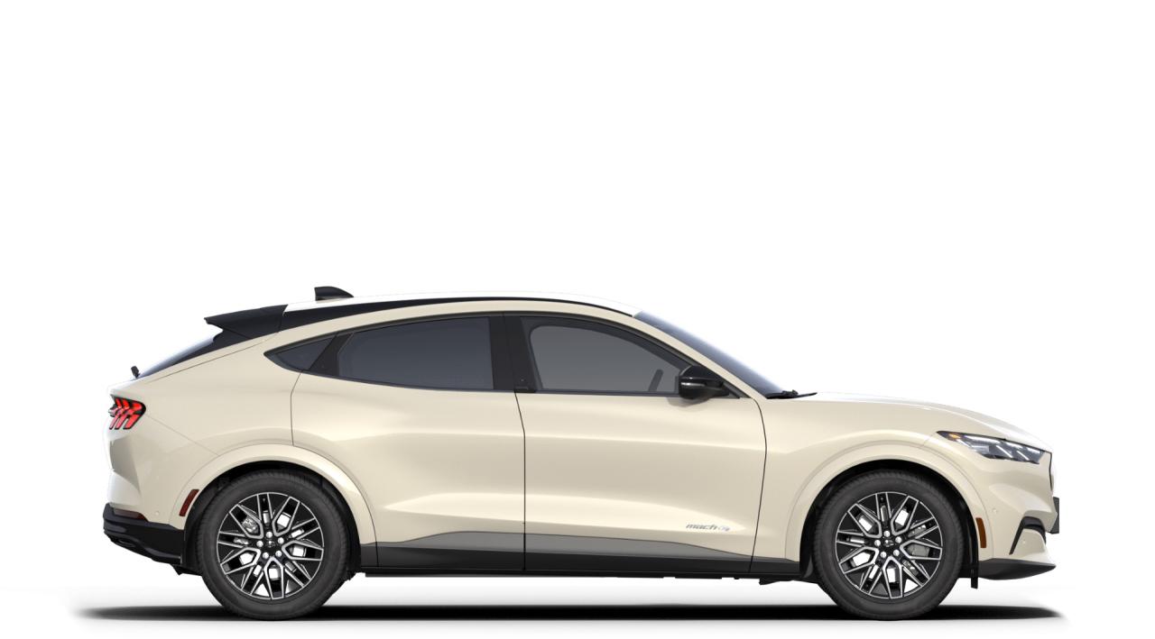 2025 Ford Mustang Mach-E Premium AWD Photo4