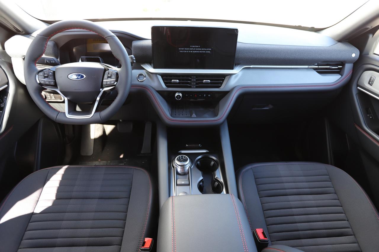 2025 Ford Explorer ST-LINE 4WD Photo5