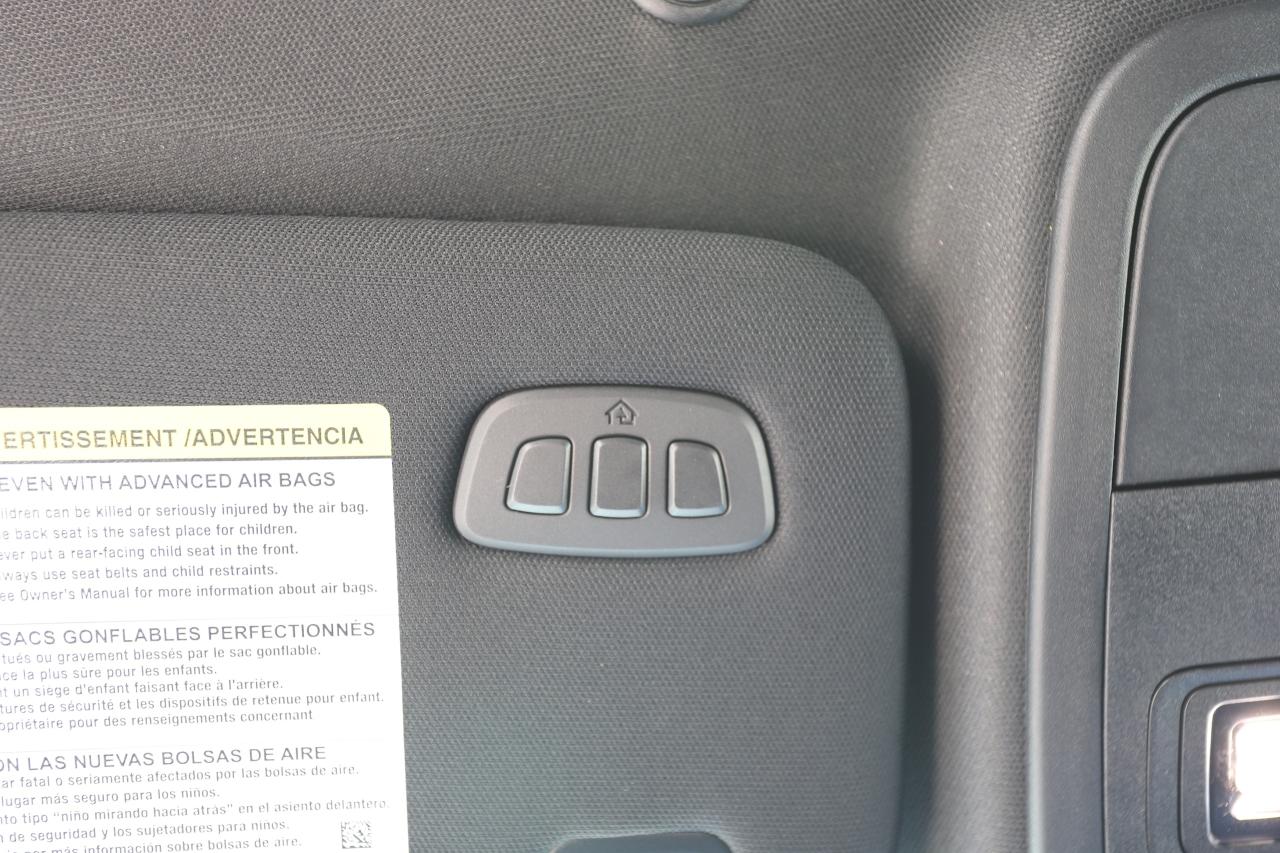 2025 Ford Explorer ST-LINE 4WD Photo5