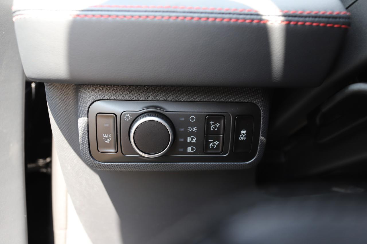 2025 Ford Mustang Mach-E Premium AWD Photo5