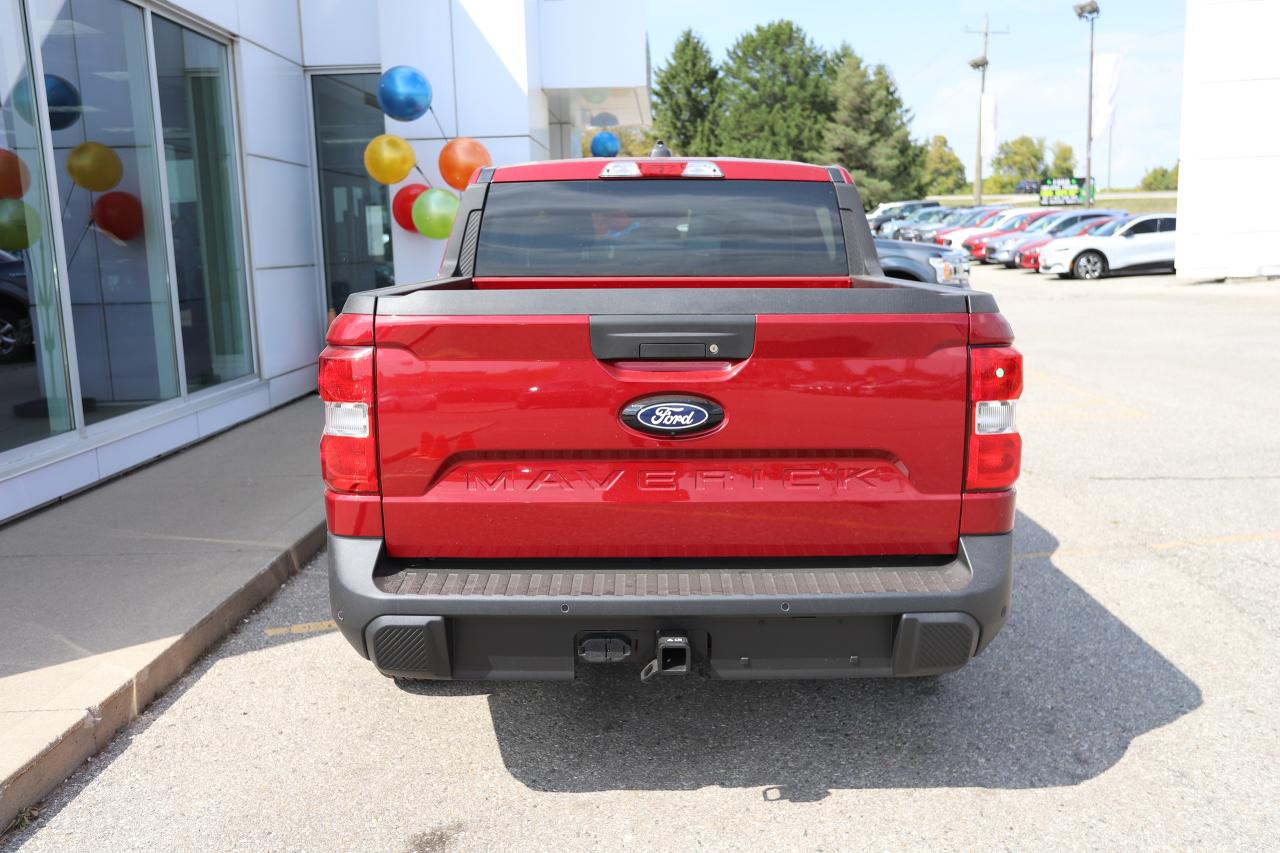 2025 Ford Maverick XLT AWD SuperCrew Photo5