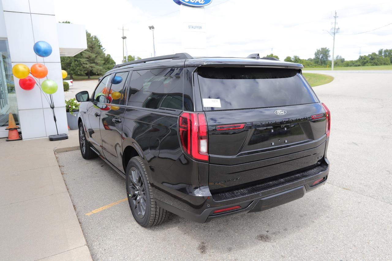 2025 Ford Expedition Platinum Max 4X4 Photo