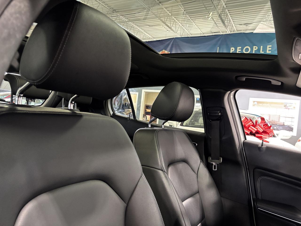 2019 Mercedes-Benz GLA GLA250|4MATIC|NAV|LEATHER|ALLOYS|BACKUPCAMERA|+++ - Photo #12