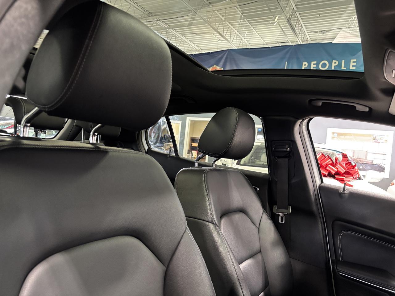 2019 Mercedes-Benz GLA GLA250|4MATIC|NAV|LEATHER|ALLOYS|BACKUPCAMERA|+++ - Photo #12