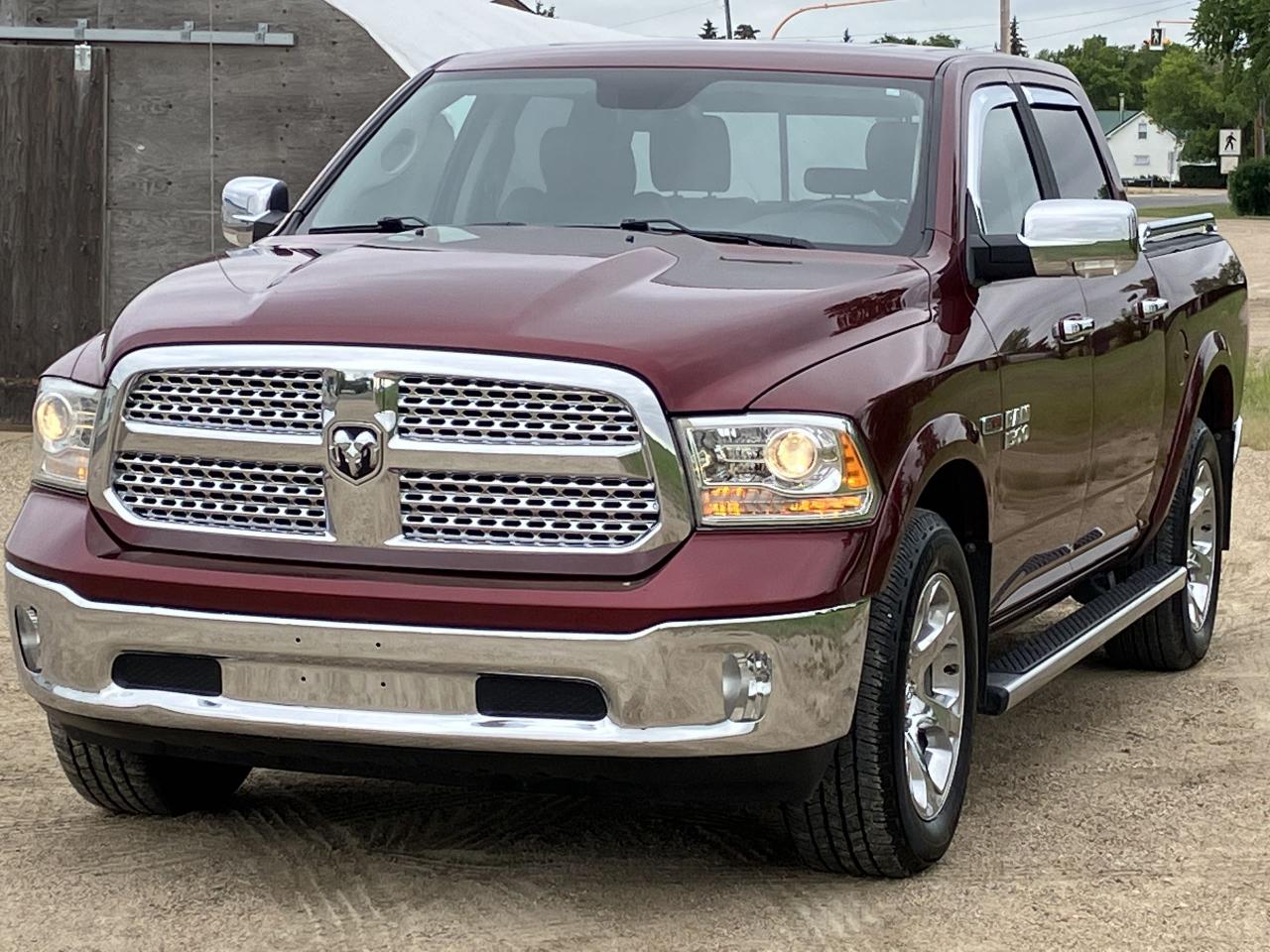 Used 2017 RAM 1500 4WD Crew Cab 140.5  Laramie for sale in Kipling, SK