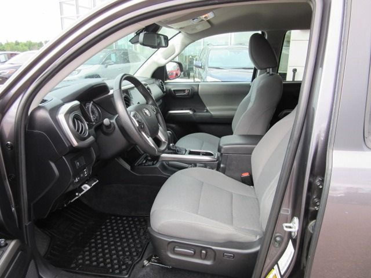 2021 Toyota Tacoma Base - Photo #12