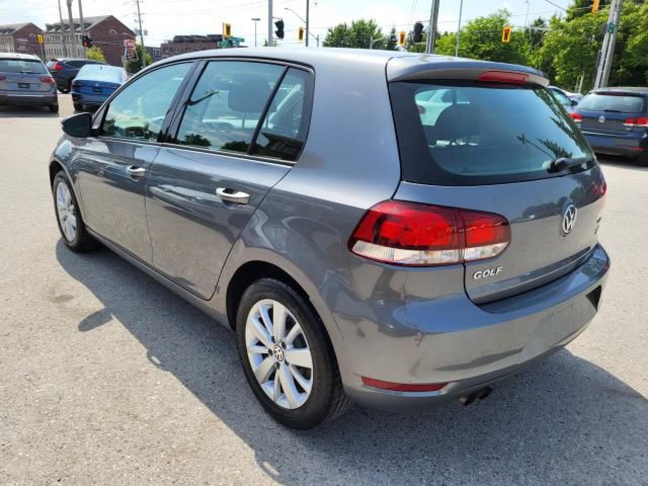 2013 Volkswagen Golf TRENDLINE Photo5