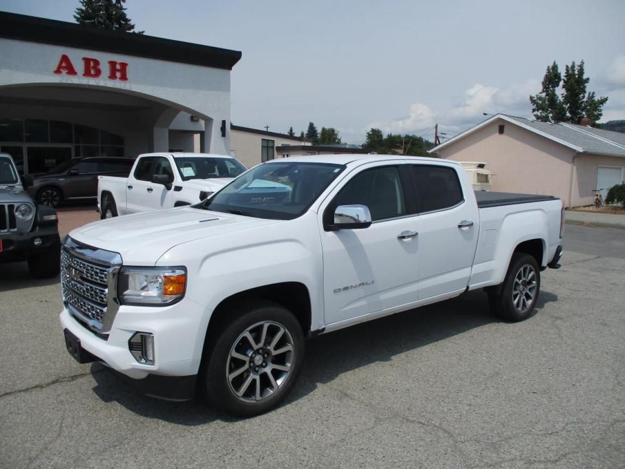 Used 2022 GMC Canyon Denali Crew CAB 4X4 for sale in Grand Forks, BC