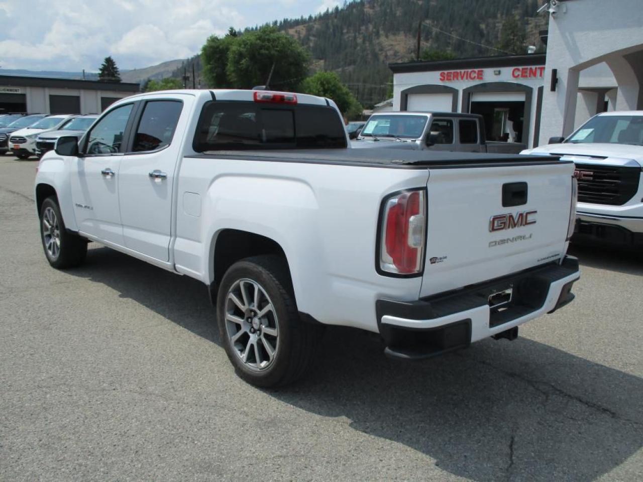 2022 GMC Canyon DENALI DURAMAX 4X4 Photo6