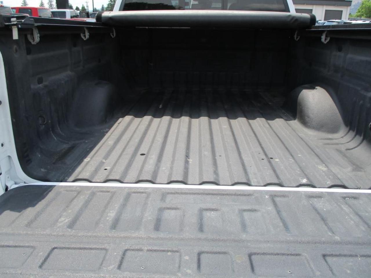 2022 GMC Canyon DENALI DURAMAX 4X4 Photo8