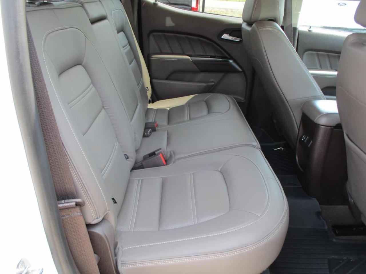 2022 GMC Canyon DENALI DURAMAX 4X4 Photo13