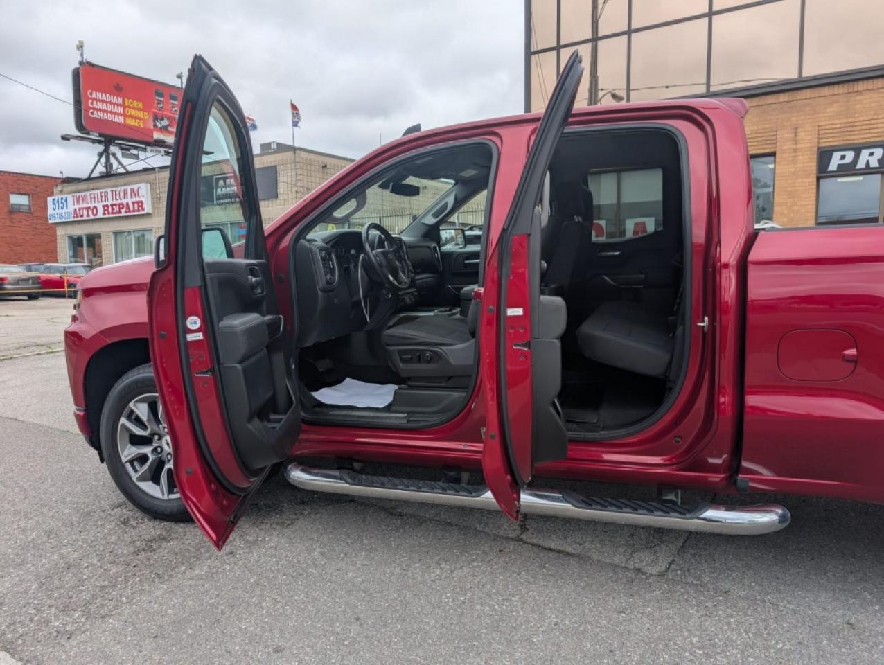 2019 Chevrolet Silverado 1500 RST - Photo #10