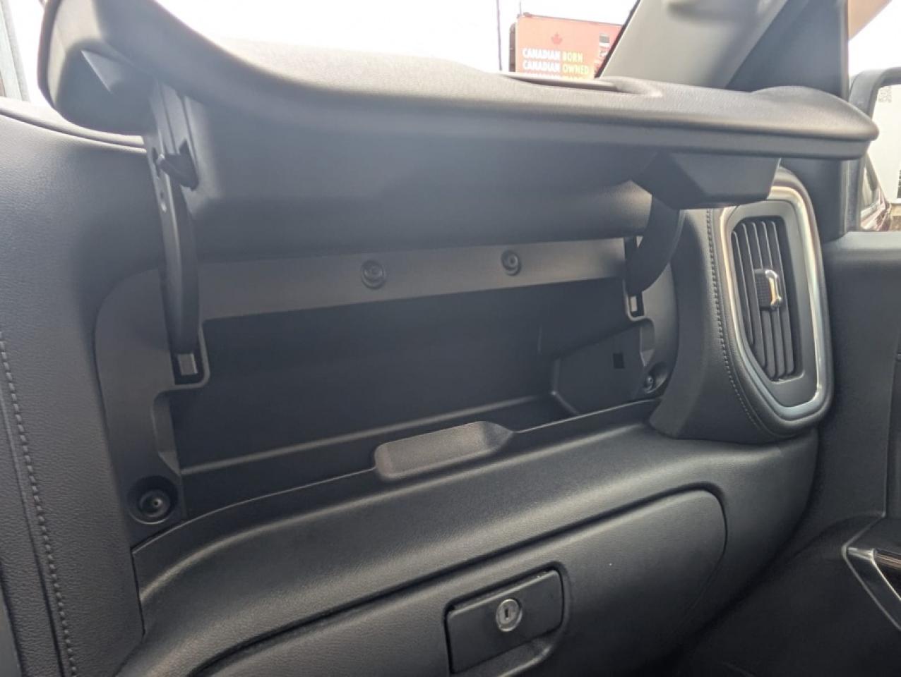 2019 Chevrolet Silverado 1500 RST - Photo #24