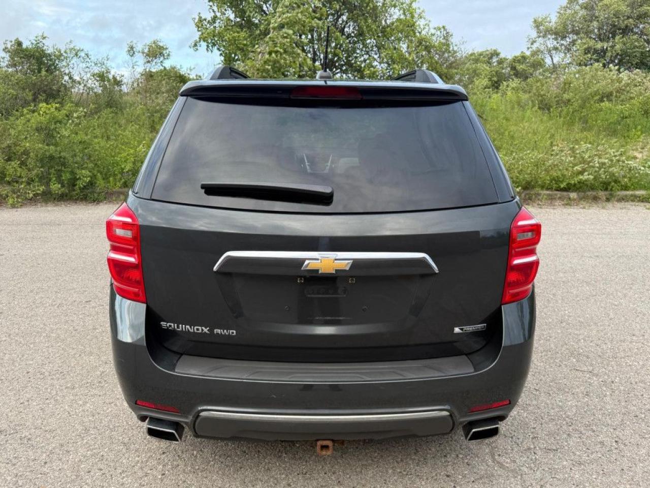 2017 Chevrolet Equinox PREMIER | CLEAN CARFAX | V6 | AWD | TWO-TONE LEATHER | SUNROOF | NAVI | PIONEER AUDIO | - Photo #5