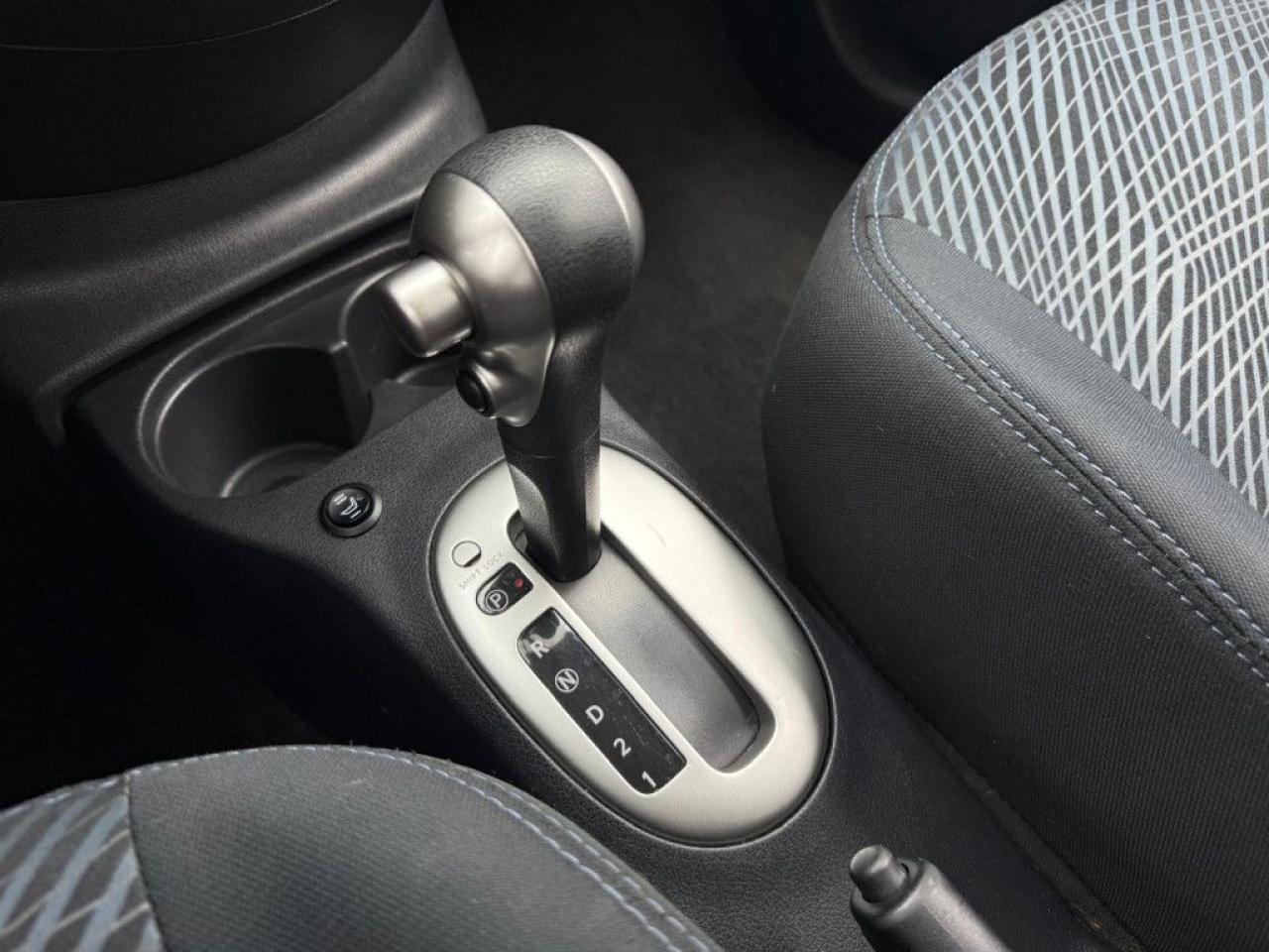 2016 Nissan Micra SR | BLUETOOTH | BACK-UP CAM | ALLOY WHEELS | - Photo #24