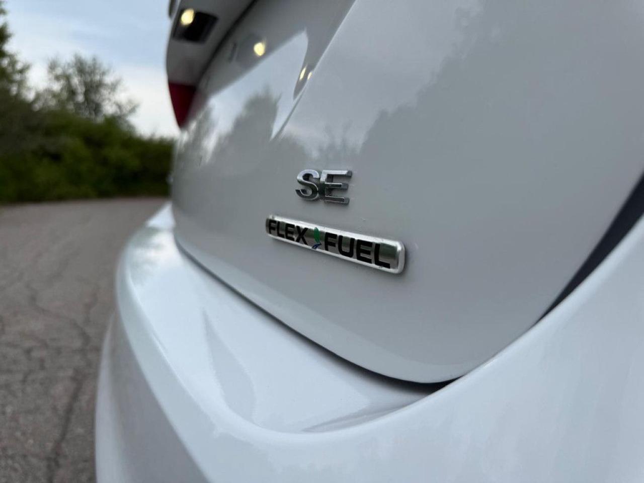2014 Ford Focus SE |HEATED SEATS|ALLOY WHEELS|BLUETOOTH|MULTI-FUNCTION STEERING WHEEL| - Photo #16