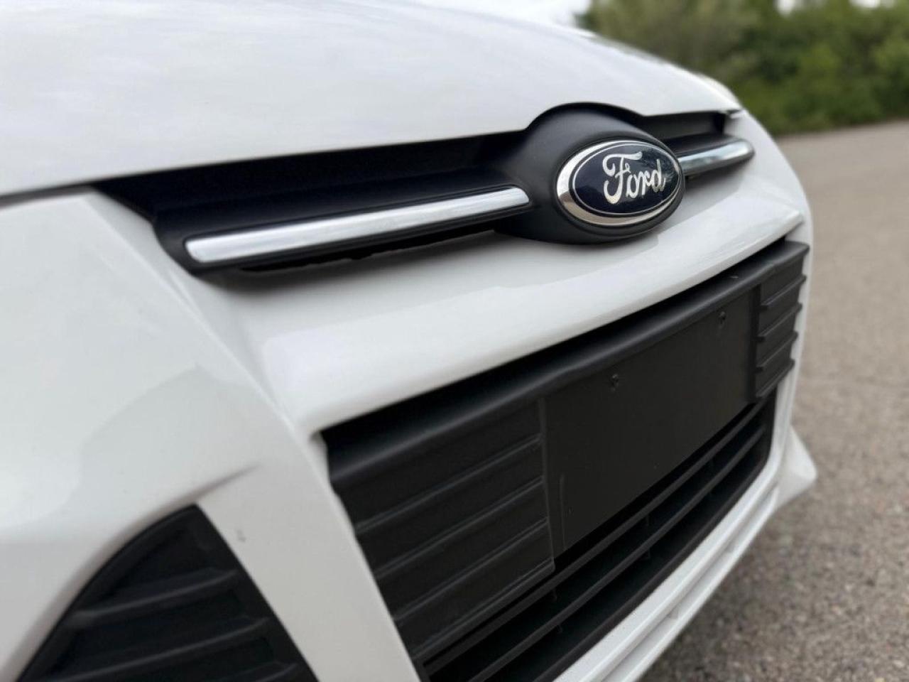 2014 Ford Focus SE |HEATED SEATS|ALLOY WHEELS|BLUETOOTH|MULTI-FUNCTION STEERING WHEEL| - Photo #25