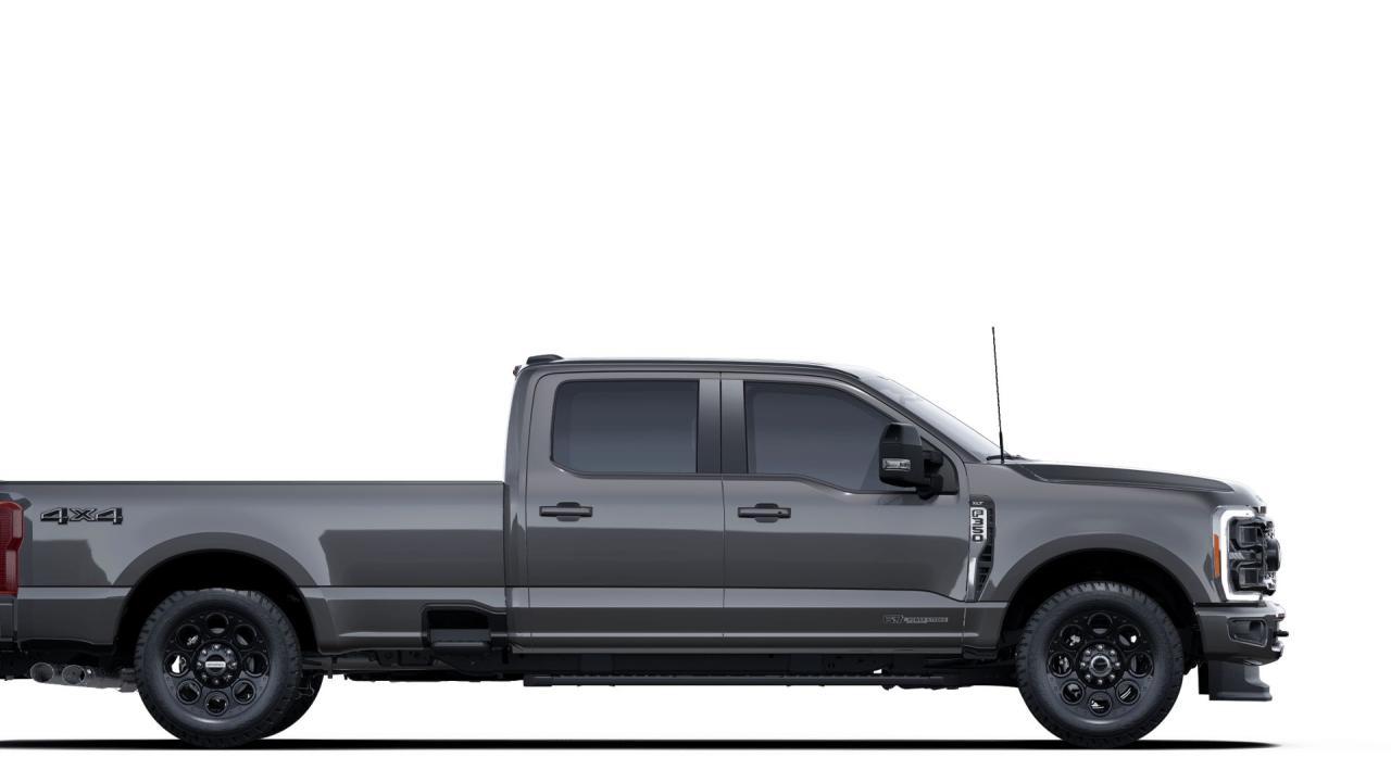 2025 Ford SUPER DUTY F-350 SRW F-350® XLT Photo4