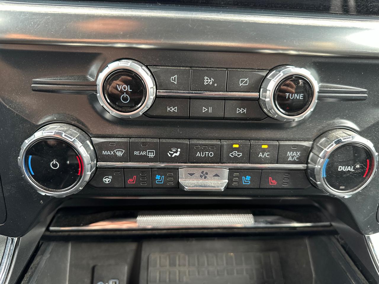 2022 Ford F-150 Lariat Photo5