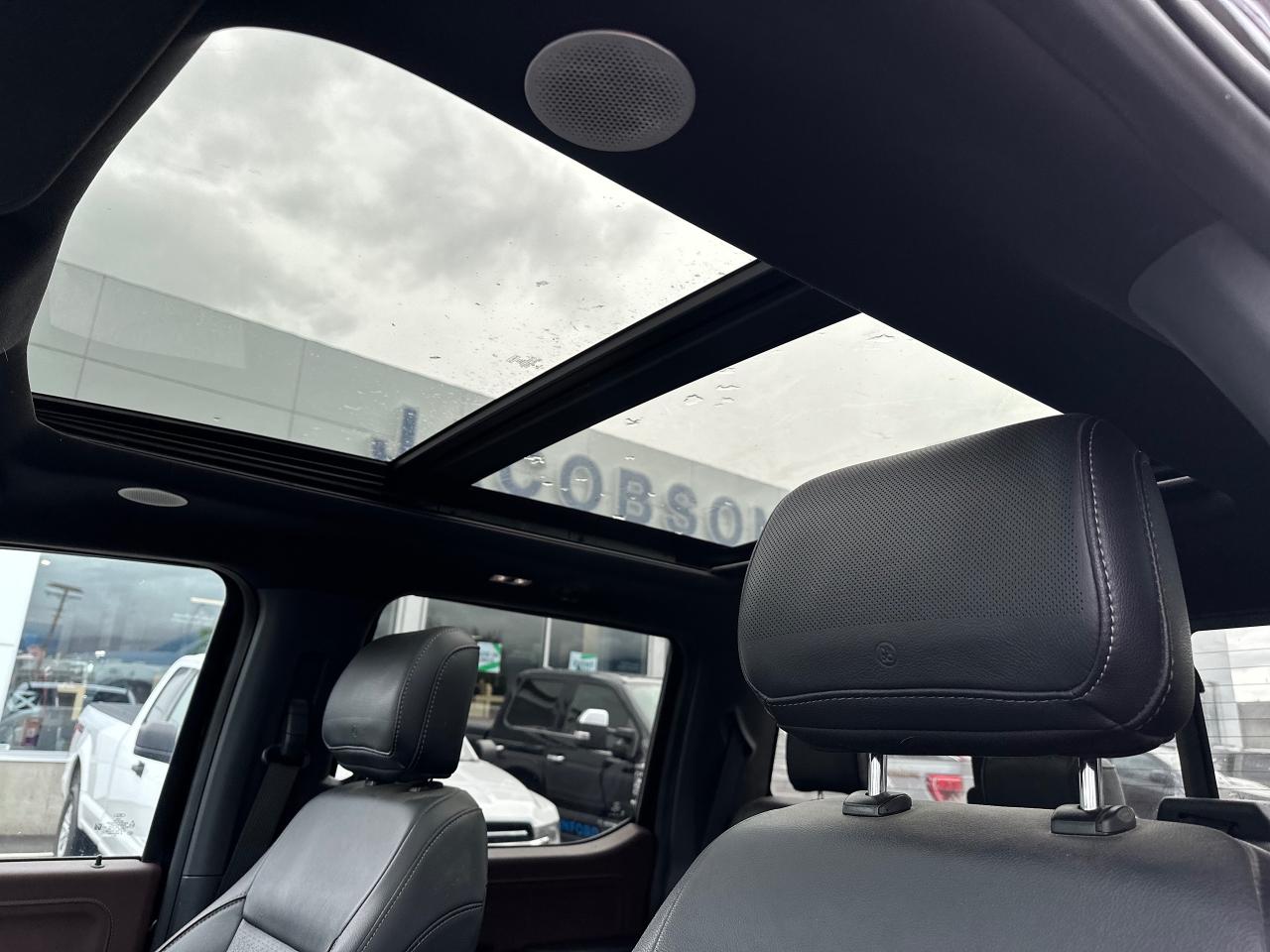 2022 Ford F-150 Lariat Photo5