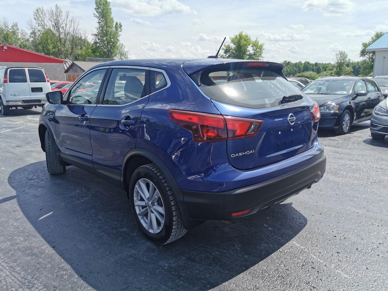 2017 Nissan Qashqai SL - Photo #3